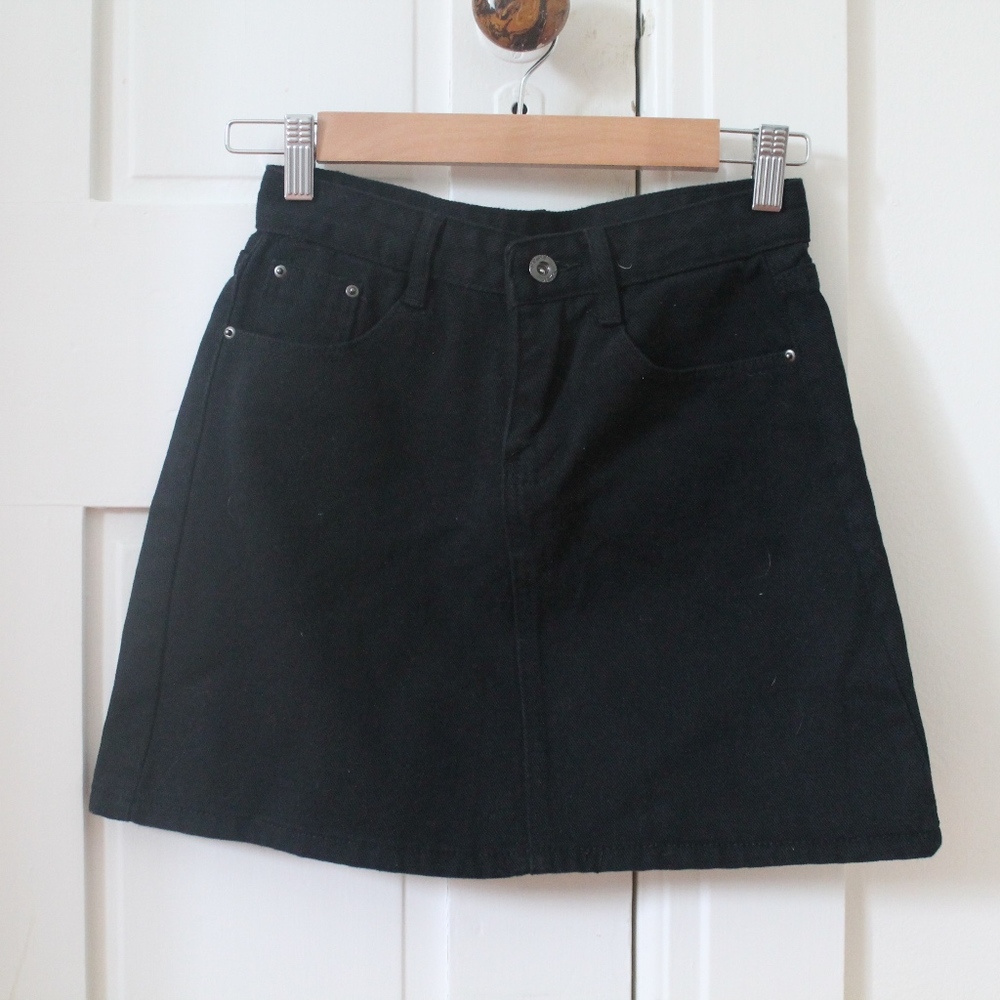 ROMWE Black Mini Skirt